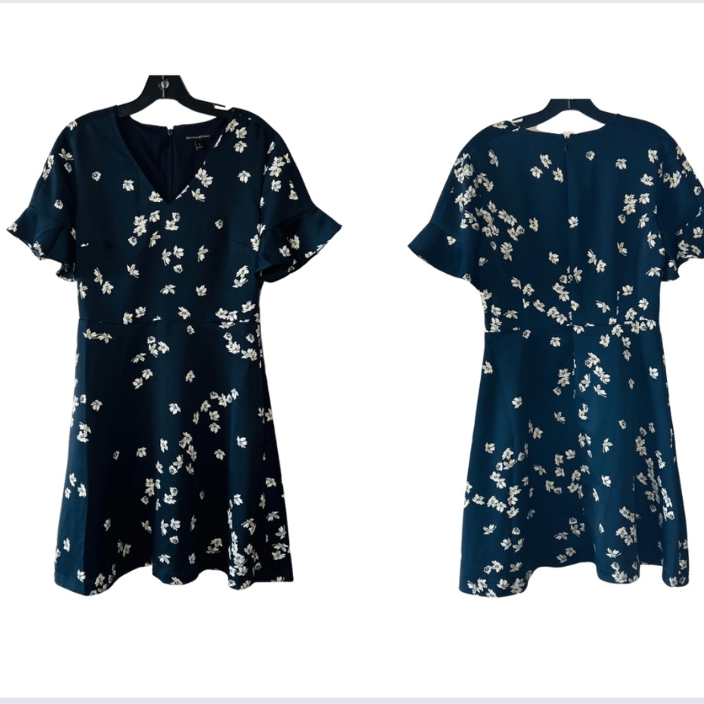 NWOT Banana Republic Silk Dress